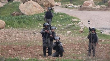 Batı Şeria'da ortak Filistinli İsrail askerleriyle arbedede yaşamını kaybetti