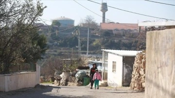 Batı Şeria'da Yahudi yerleşimcilerden Filistin köyüne rasist saldırı