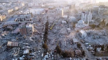 Batılı uzmanlar, Türkiye'deki depremlerin sığ derinlikte ortaya çıkan gücüne ayraç etti