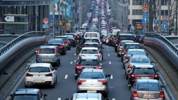 Belçika'daki 600 bin arabanın sene kökeninden itibaren başkente girmesi yasak olacak