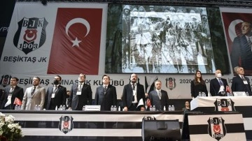 Beşiktaş'ta Ahmet Nur Çebi yönetimi aklama edildi