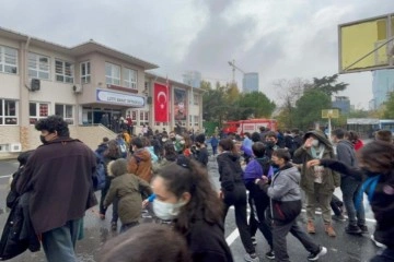 Beşiktaş'ta okulda yangın paniği
