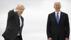Biden, İngiltere Başbakanı Johnson ile telefonda Afganistan'daki süreci görüştü