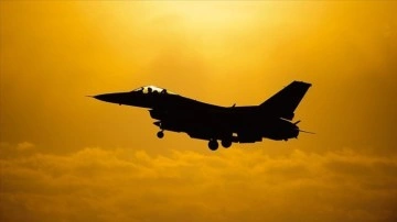 Bulgaristan’da dünkü F-16 savaş uçaklarının alımı siyasal tartışmalara sefer açtı