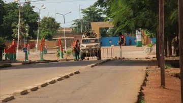 Burkina Faso'da er yönetime el koydu