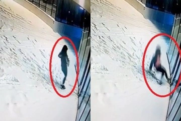 Bursa'da buzda ayağı kayıp düştü, o anlar kamerada