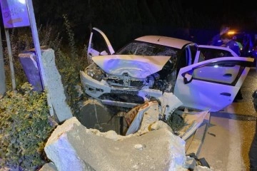 Bursa'da feci kaza: 1 ölü 2 ağır yaralı