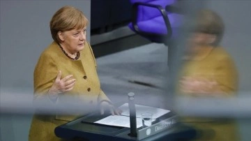 Çalkantılı çağda uzlaşmacı kişiliği ile iz bırakan lider: Merkel