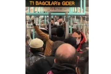 Cevizlibağ’da tramvay süresince tekme tokat kavga