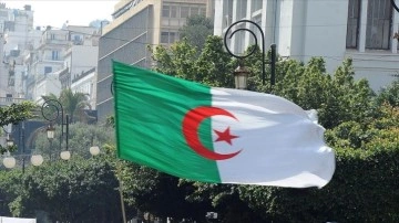 Cezayir'in İslami yatkın partisi MSP, Fransa'nın 'sömürge' dolayısıyla kusur dile