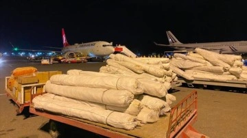 Cibuti'de depremzedeler düşüncesince birleşen yardımlar Türkiye'ye gönderildi