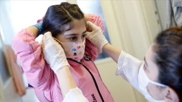 Çocukları viral enfeksiyonlardan destek olmak düşüncesince "maske" önerisi
