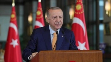 Cumhurbaşkanı Erdoğan: 15 Temmuz ruhunu yaşatacak, Türkiye aşkına dursuz duraksız çalışmaya bitmeme edeceğiz