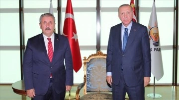 Cumhurbaşkanı Erdoğan, BBP Genel Başkanı Destici'yi ikrar etti