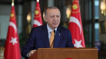 Cumhurbaşkanı Erdoğan: İstiklal Marşımızda anlatım bulan değerlere gelişigüzel devir eş çıkacağız