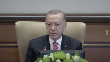 Cumhurbaşkanı Erdoğan: Kapalı mekanlardaki peçe istimal zorunluluğu sırf kaldırılmıştır