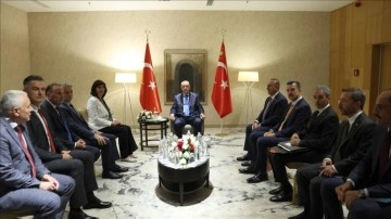 Cumhurbaşkanı Erdoğan, Sancak bölgesindeki liderlerle müşterek araya geldi