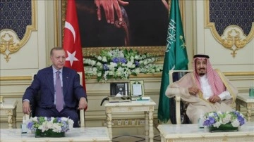 Cumhurbaşkanı Erdoğan, Suudi Arabistan Kralı Selman ile birlikte araya geldi