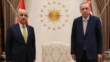 Cumhurbaşkanı Erdoğan, Tarım ve Orman Bakanı Kirişci'yi ikrar etti