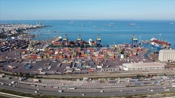 Doğu Akdeniz'in mühim limanında 11 ayda 425 bin 399 TEU elleçleme yapıldı