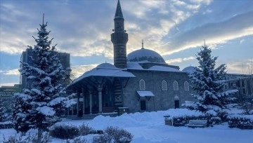 Doğu Anadolu'da kar ve soğuk hava çarpıcı oluyor