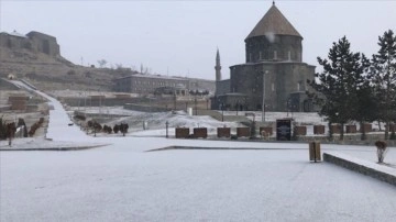 Doğu Anadolu'da kar ve soğuk hava hükümranlık sürüyor