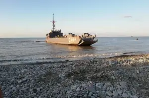 Donanma Türkeli'ye çıkarma yaptı