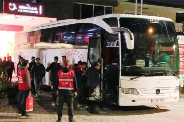 Edirne'de yakalanan 413 göçmen hudut dışı edildi