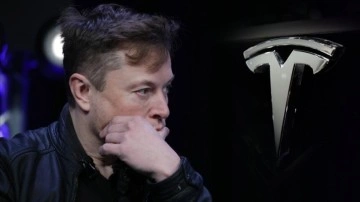 Elon Musk, Twitter'ı satın almasının peşi sıra 3,95 bilyon dolarlık hâlâ Tesla hissesi sattı