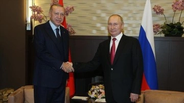 Erdoğan, Putin ile Türkiye-Rusya ilişkileri ve lehçe mevzuları görüştü