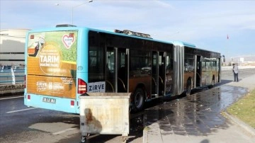 Erzurum'da halk otobüsünde çıkan yangına önceki müdahaleyi kolluk yaptı