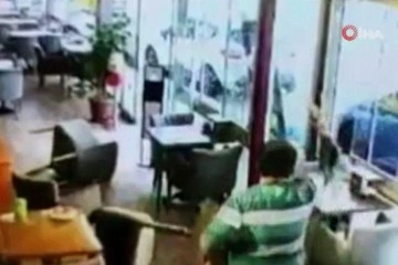Esenyurt'ta bir adam kahvaltı ettiği iki arkadaşına böyle kurşun yağdırdı