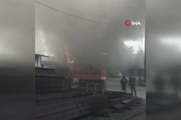 Esenyurt’ta civata fabrikasında yangın çıktı