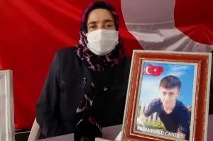 Evlat nöbetindeki anne Ay: 'HDP olmasaydı kimse çocukları dağa götürmezdi'