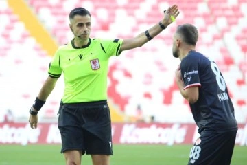 Fenerbahçe- Kayserispor maçının VAR'ı Mete Kalkavan