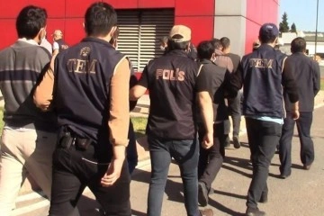 FETÖ operasyonunda 4 üyeden 2’si tutuklandı