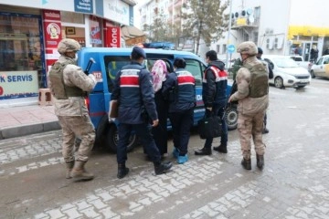 FETÖ’ye Kastamonu’da darbe! DEVA Partisi İl Başkanının da aralarında bulunduğu 3 kişi gözaltına alındı