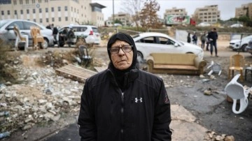 Filistinli eş 70 senedir yaşamış olduğu evini İsrail'e kesmek düşüncesince ölümü hücre aldı