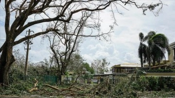 Fiona Kasırgası'nın vurmuş olduğu Porto Riko'da 588 bin bireyin elektriğe erişimi yok