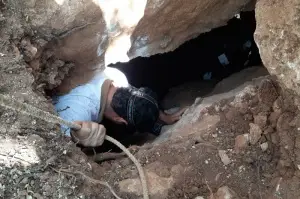 Fosseptik çukuru kazarken tünel ortaya çıktı