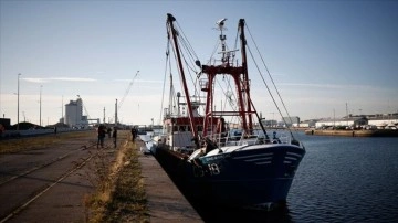 Fransa, balıkçılık krizinde İngiltere'ye dişe diş tehdidini yineledi