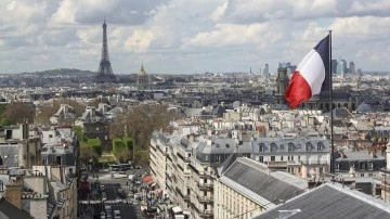 Fransa'da gelişigüzel devir 49 çocuk eşeysel istismara uğruyor