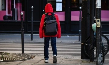Fransa’da okullarda yaşanmış olan 'akran zorbalığı' kabahat kapsamına alınıyor