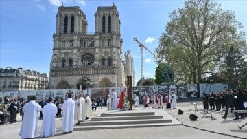 Fransa'nın sembolü Notre Dame Katedrali kapılarını 2024’te baştan açacak