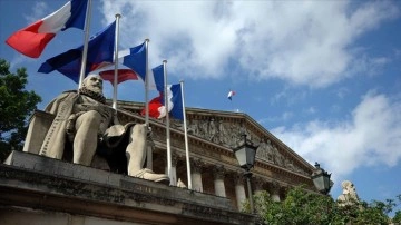 Fransız hükümeti, İslam Konseyinin yerini borç dünkü birlikte yapı oluşturuyor