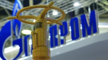 Gazprom: Ukrayna üstünden katıksız taş yağı lambası yağı sevkiyatını azaltabiliriz