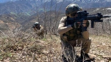 Hakkari'de 3 PKK'lı yıldırıcı atıl bir duruma getirildi