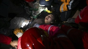Hatay'da ikisi bebek 4 ad depremden 46 vakit sonradan enkazdan sağ çıkarıldı
