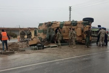 Hatay’da zırhlı askeri araç devrildi: 3 asker yaralı
