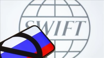 İngiltere: Hiçbir Rus bankasının SWIFT'e erişimi olmaması sebebiyle emniyetli olmalıyız